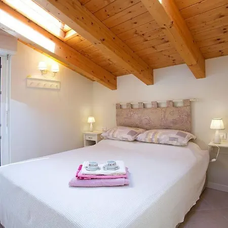 La Luna Apartment